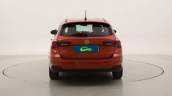 Fiat Tipo SW Cross (2023) — foto 22 van 27