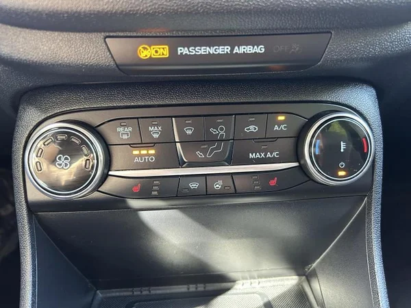 FORD Fiesta (2022) — foto 10 van 29