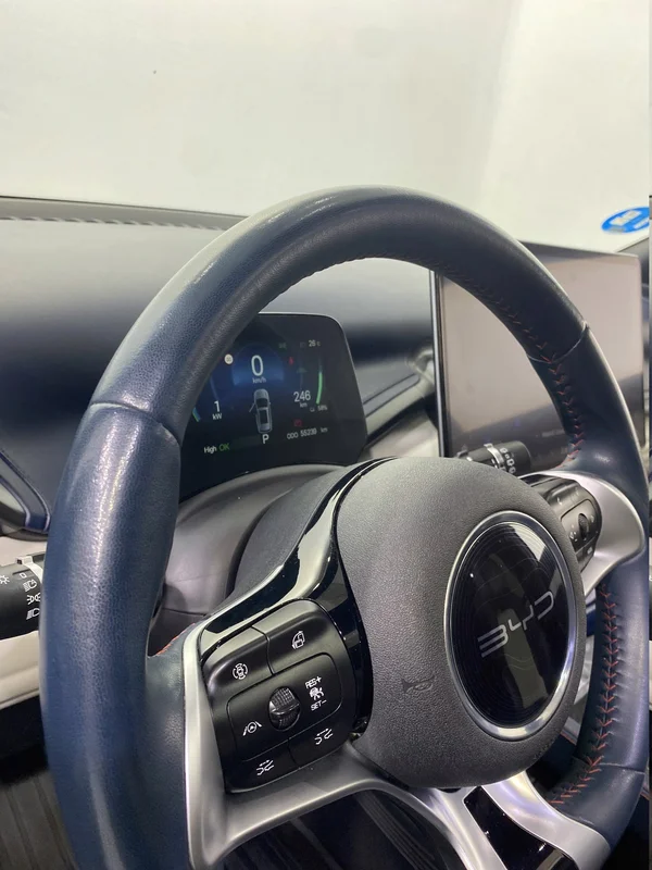 BYD Atto 3 (2024) — foto 49 van 53