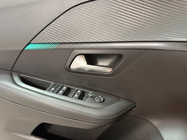 Peugeot 208 (2020) — foto 10 van 29