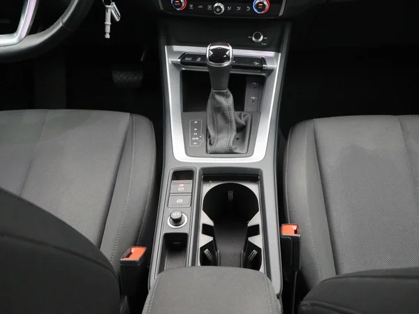 AUDI Q3 PHEV (2023) — foto 6 van 26