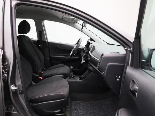 Kia Picanto (2021) — foto 22 van 36