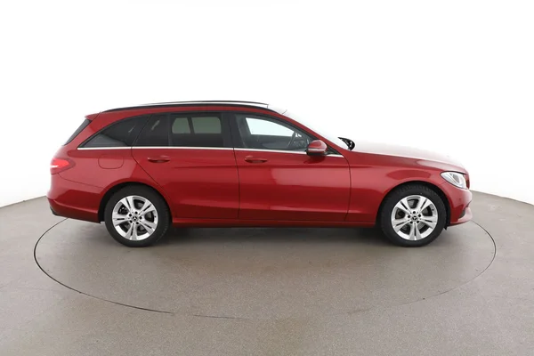 Mercedes-Benz C-Klasse (2018) — foto 13 van 16