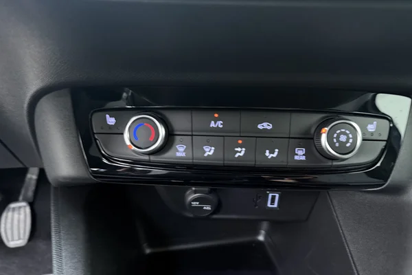 Opel Corsa (2025) — foto 8 van 17