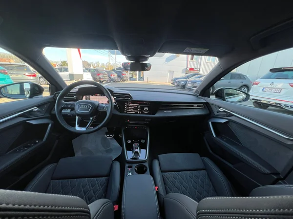 AUDI A3 Sedan (2025) — foto 11 van 24