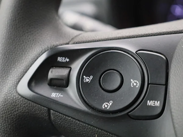 Opel Combo Life (2022) — foto 13 van 34