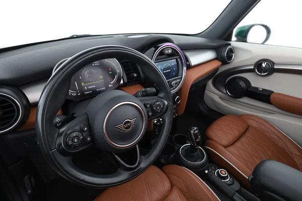 MINI Cabrio (2021) — foto 2 van 16