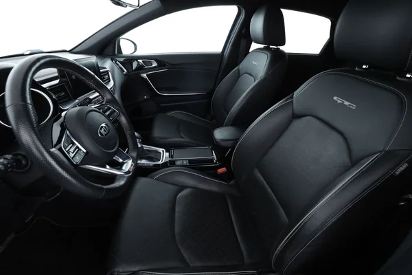 Kia cee'd (2019) — foto 16 van 16