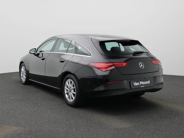 Mercedes-Benz CLA (2021) — foto 12 van 40