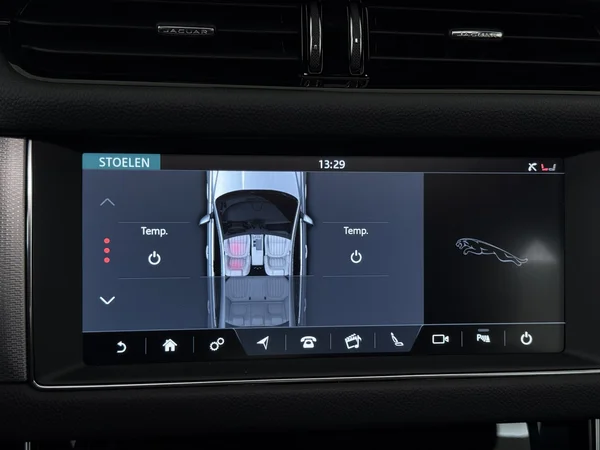 JAGUAR F-Type (2020) — foto 19 van 28