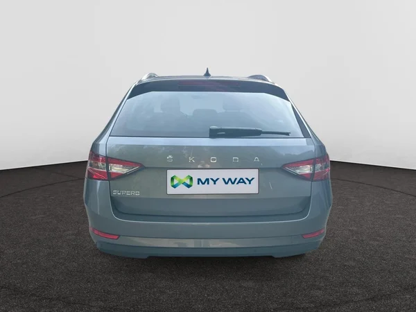 SKODA Superb Combi (2024) — foto 15 van 19