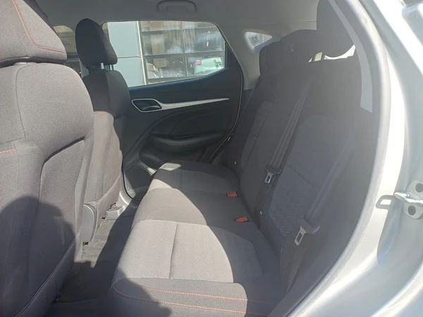 MG ZS (2023) — foto 11 van 23