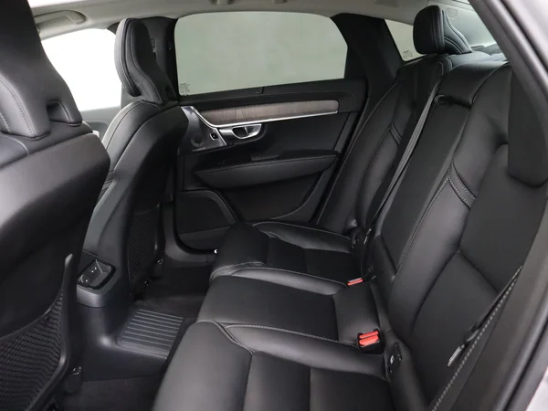 VOLVO S90 (2023) — foto 5 van 33