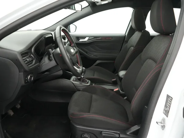 Ford Focus (2024) — foto 3 van 23