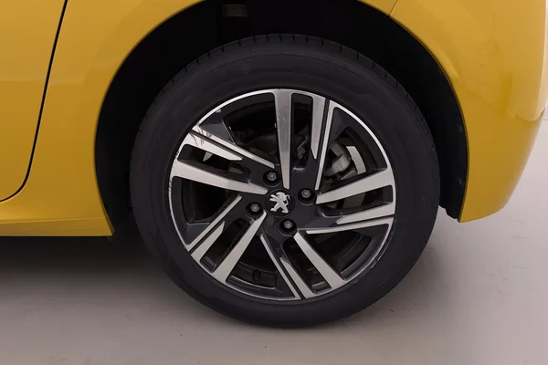 Peugeot 208 (2021) — foto 9 van 23