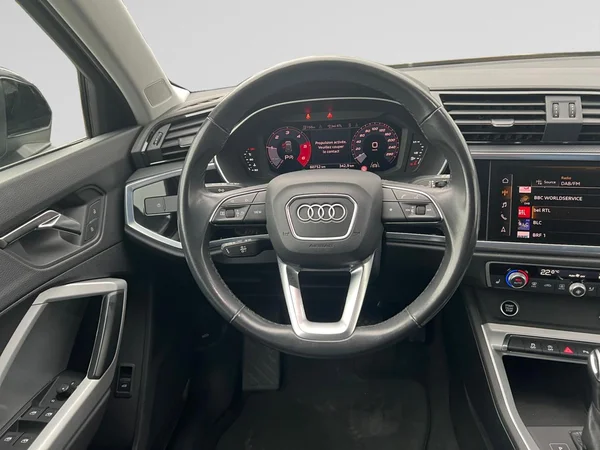 AUDI Q3 Dsl (2023) — foto 16 van 18