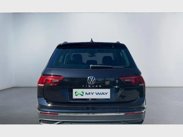 Volkswagen Tiguan (2023) — foto 24 van 29