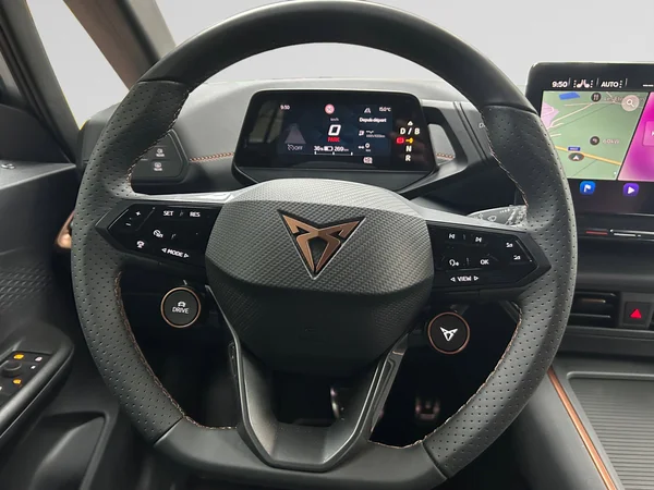 CUPRA Born (2024) — foto 16 van 17
