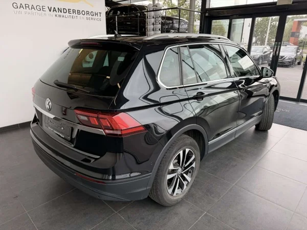 Volkswagen Tiguan (2019) — foto 17 van 22