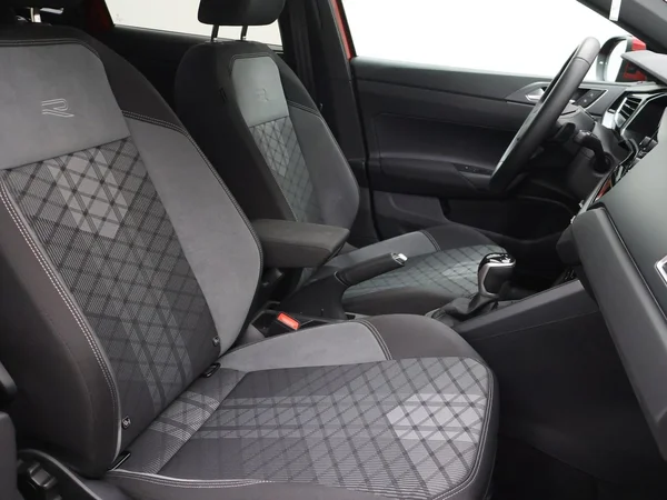 VOLKSWAGEN Taigo (2023) — foto 10 van 23