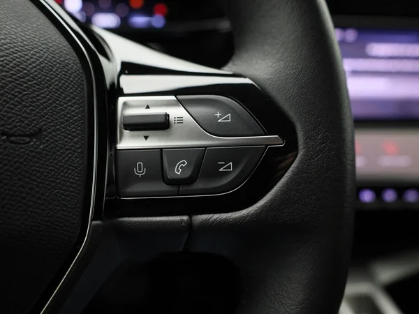Peugeot 308 (2023) — foto 10 van 39