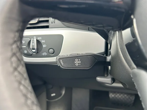 AUDI A4 (2023) — foto 10 van 24