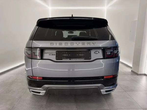Land Rover Discovery Sport (2020) — foto 17 van 21