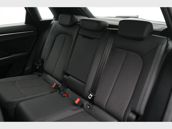 AUDI Q3 (2022) — foto 4 van 32