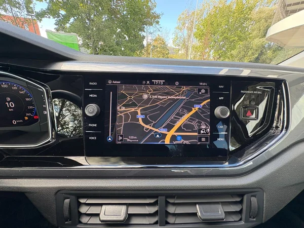 VOLKSWAGEN Taigo (2022) — foto 15 van 24
