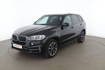 BMW X5 10e5f289-5462-48a2-9b0f-235225165a2f