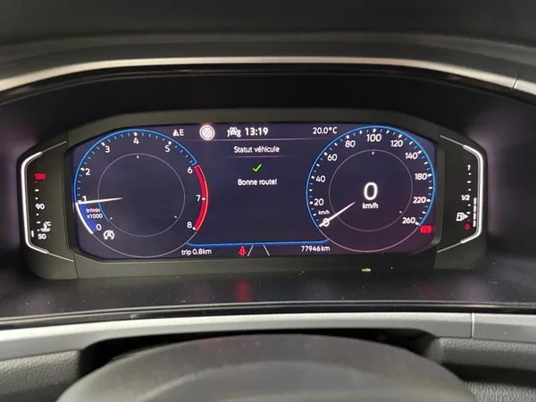 VOLKSWAGEN T-Roc (2023) — foto 16 van 25