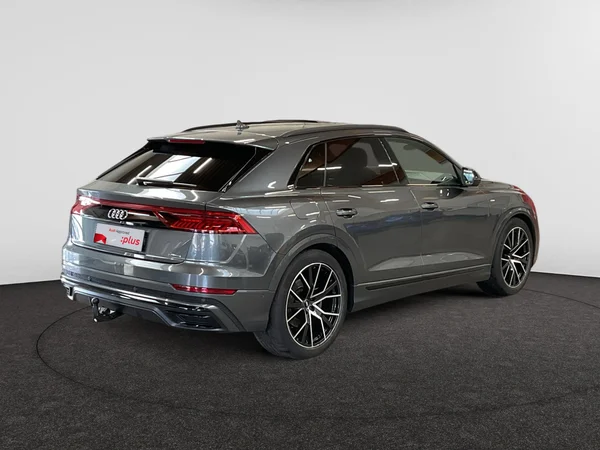 AUDI Q8 (2020) — foto 13 van 23