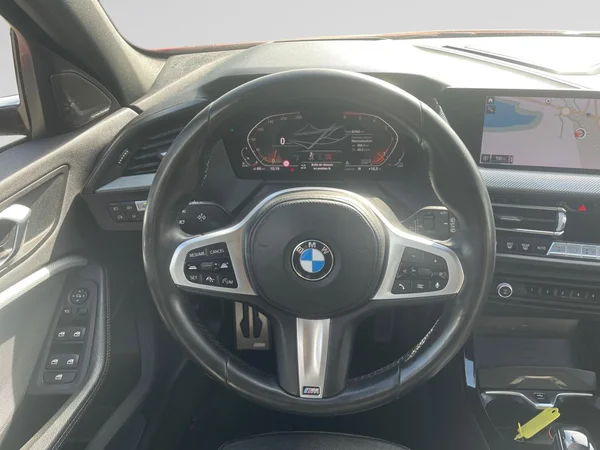 BMW 118 Hatch (2020) — foto 5 van 21
