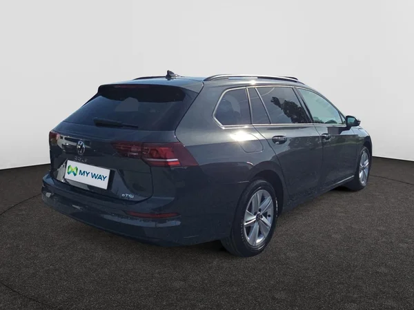 VOLKSWAGEN Golf VIII SW (2026) — foto 20 van 24