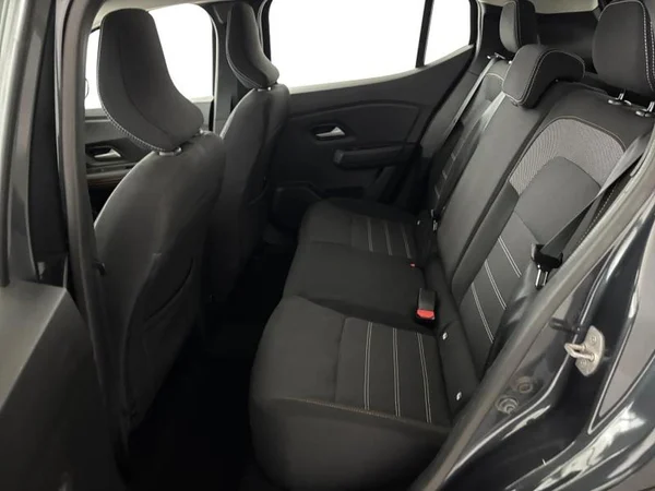 DACIA Sandero Stepway (2023) — foto 8 van 30