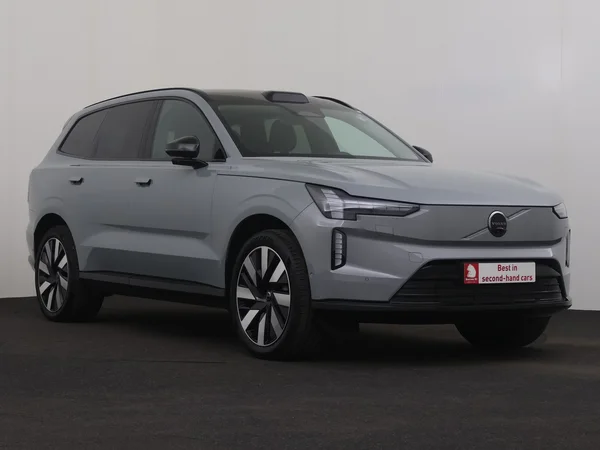 VOLVO EX90 (2025) — foto 27 van 32