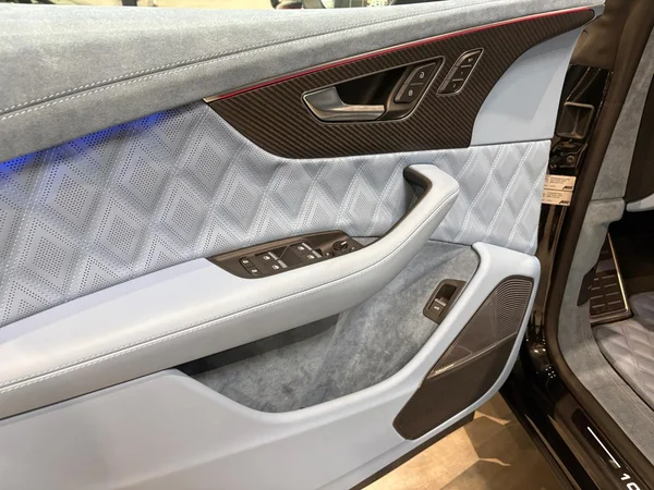 AUDI RS Q8 SUV (2024) — foto 5 van 22