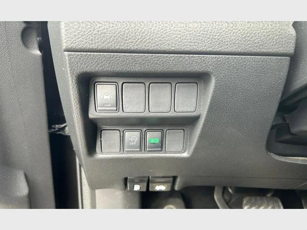 Nissan QASHQAI (2020) — foto 18 van 29