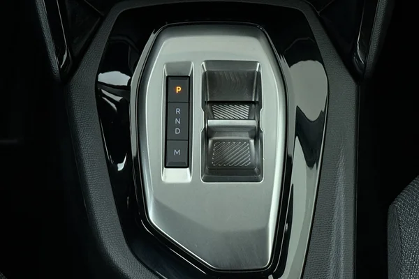 Peugeot 2008 (2025) — foto 4 van 17