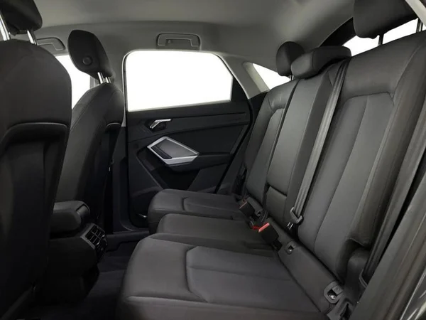 AUDI Q3 Sportback Dsl (2023) — foto 5 van 35