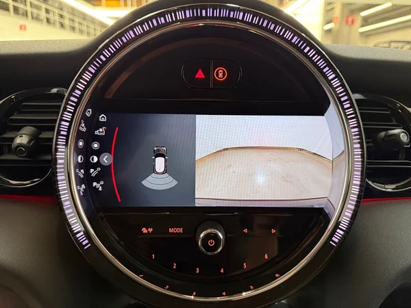 MINI Cooper-S (2023) — foto 16 van 28