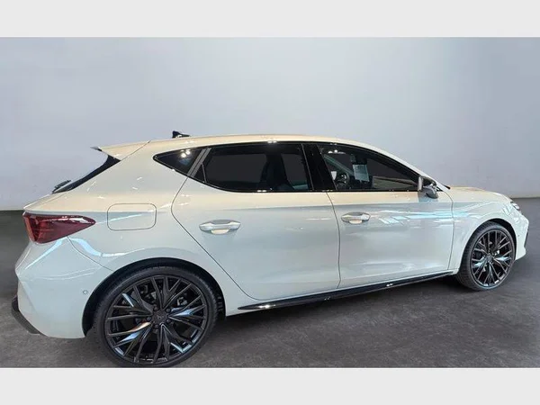 CUPRA Leon (2026) — foto 23 van 29