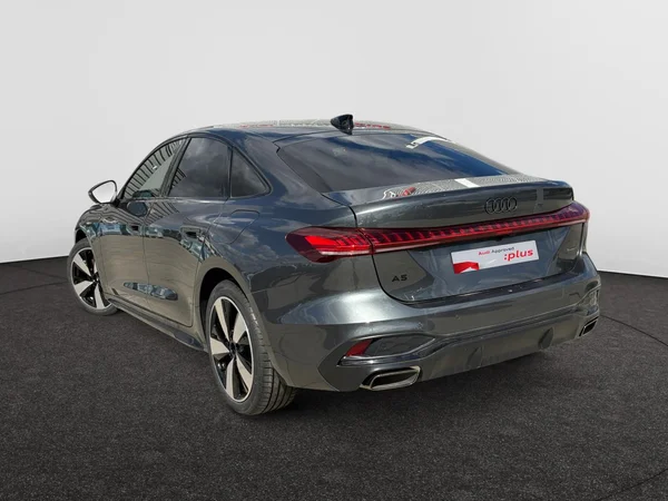 AUDI A5 e-hybrid (PHEV) (2026) — foto 14 van 20