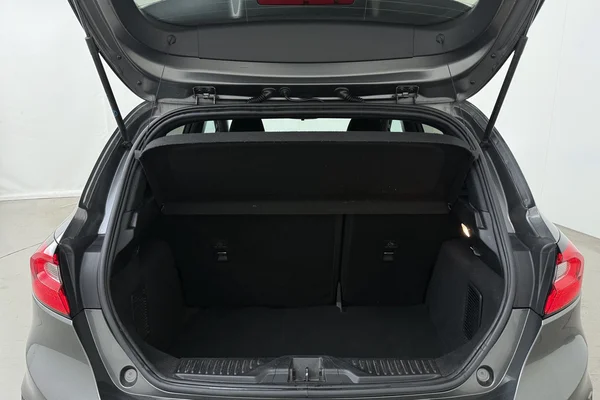 Ford Fiesta (2022) — foto 18 van 22