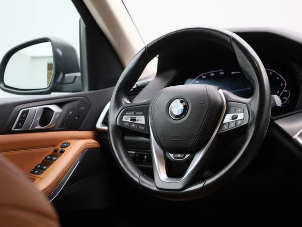BMW X5 (2020) — foto 35 van 45