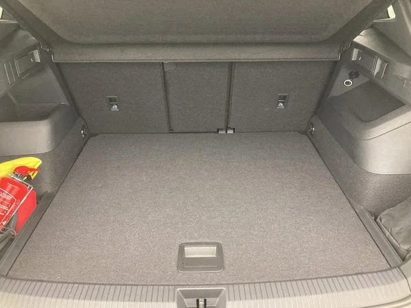 VOLKSWAGEN Tiguan (2025) — foto 25 van 33