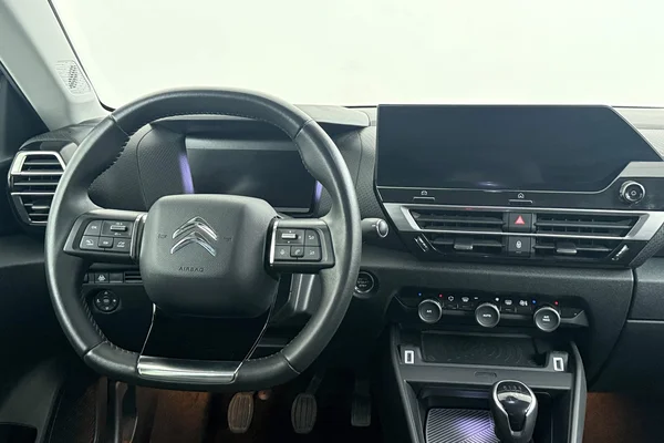 Citroen C4 (2021) — foto 9 van 31