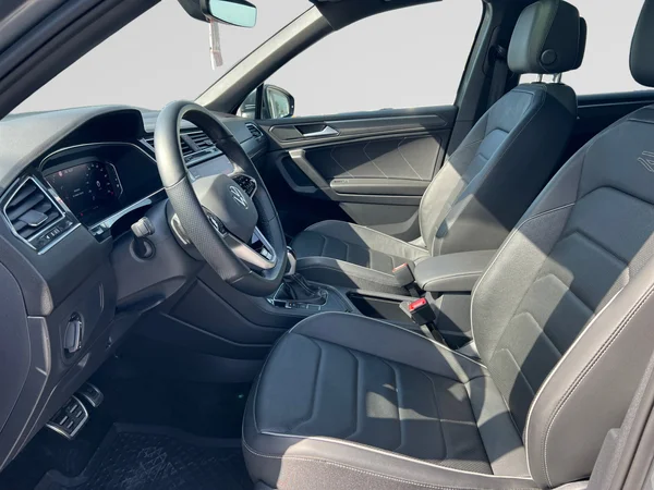 VOLKSWAGEN Tiguan Allspace (2024) — foto 14 van 18