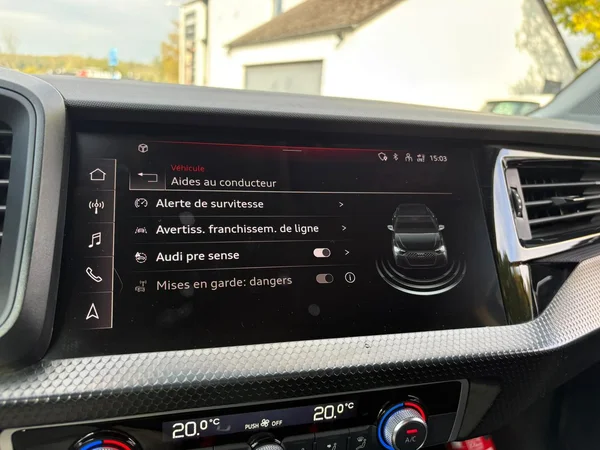 AUDI A1 Sportback (2023) — foto 4 van 17