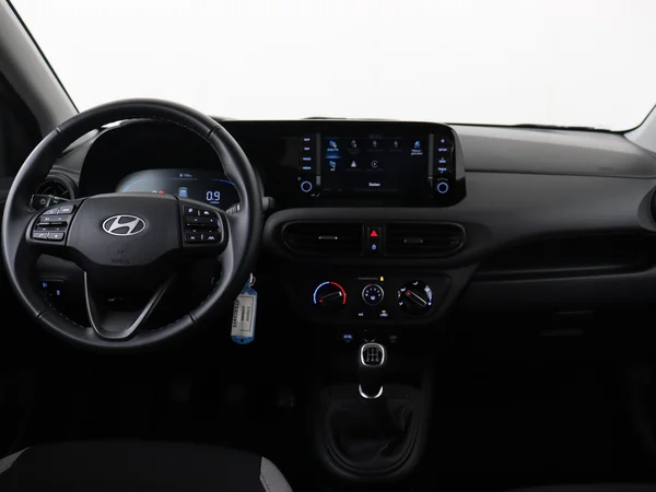 HYUNDAI i10 (2025) — foto 25 van 25